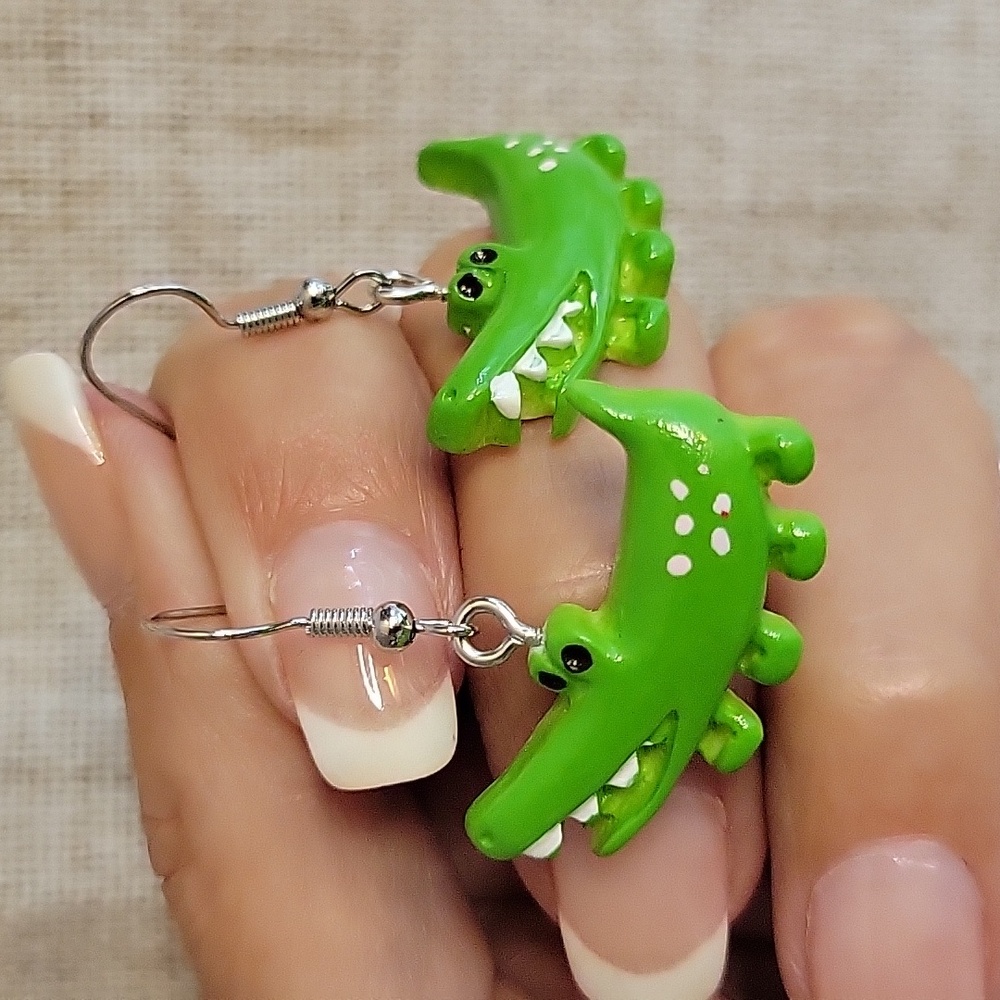 80's PREPPY ALLIGATOR EARRINGS